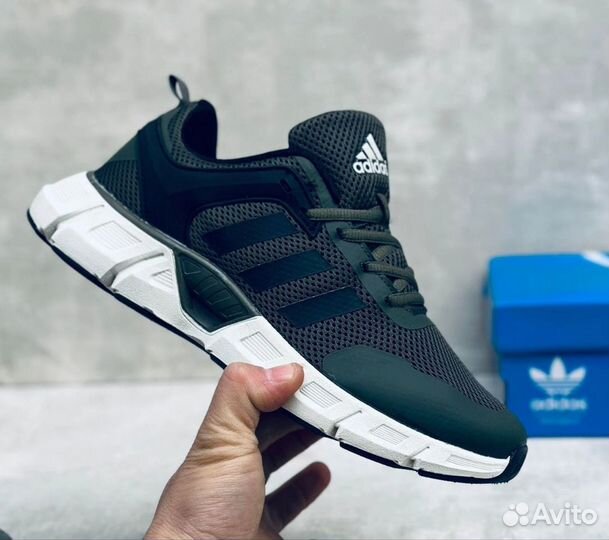 Кроссовки мужские adidas