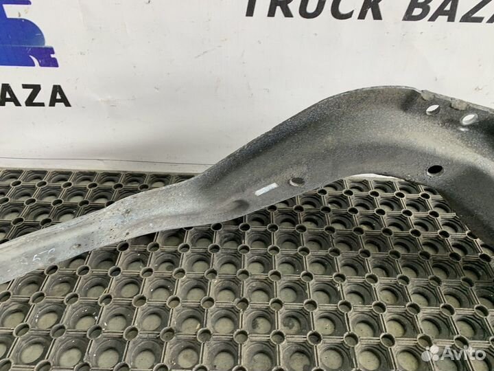 Кронштейн крыла левого