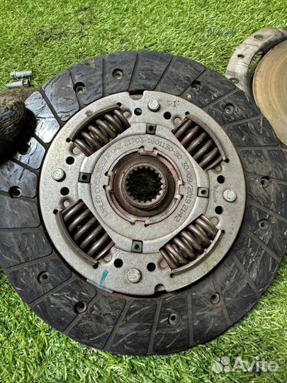 Комплект сцепления Лада Гранта FL 11186 2019