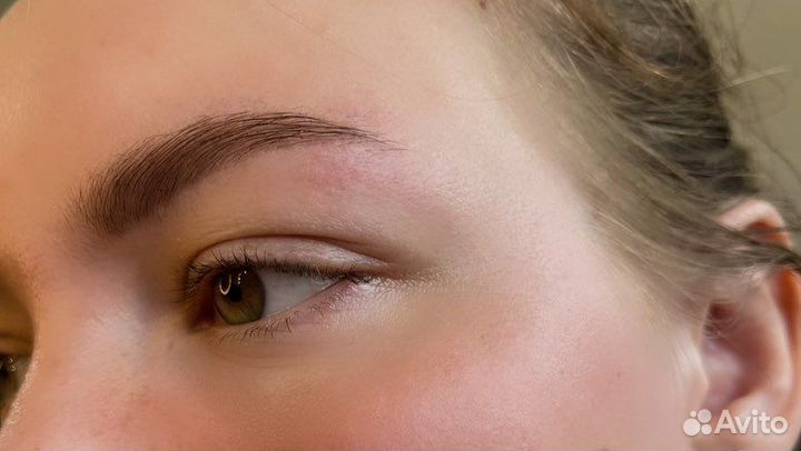 Оформление и окрашивание бровей