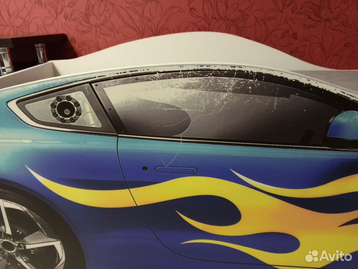 Детская кровать машинка с матрасом