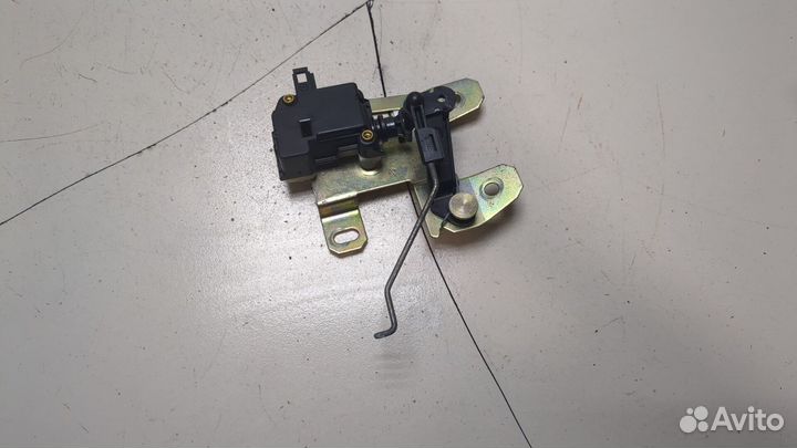 Привод центрального замка Volkswagen Golf 4, 2004