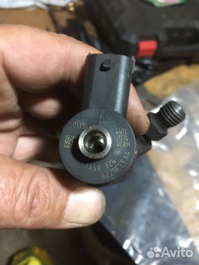 Форсунка топливная opel 1.3 дизель 95 л/с