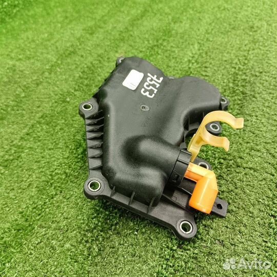 Маслоотделитель (сапун) Ford Focus 2 2007 1357521