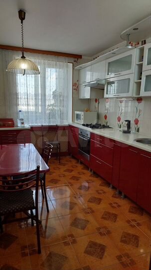 3-к. квартира, 73 м², 9/9 эт.