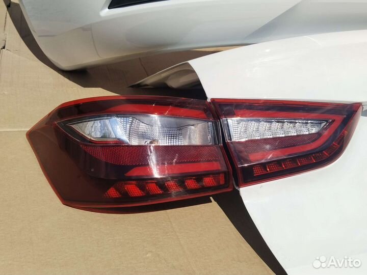 Крышка багажника Лада Веста NG