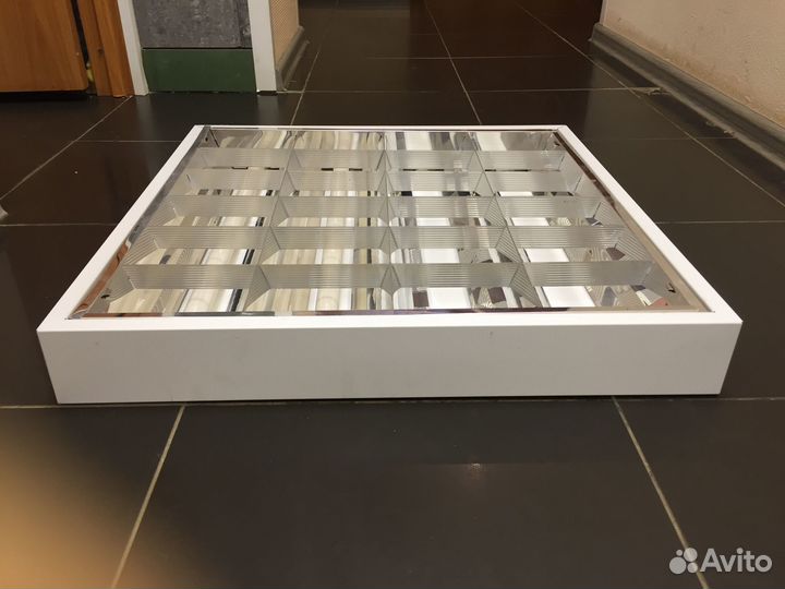 Светильник для потолка