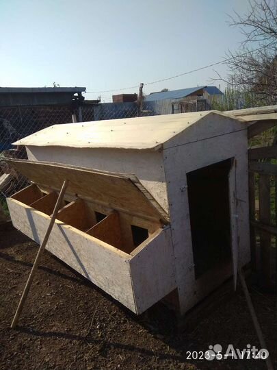 Курятник летний с гнездами