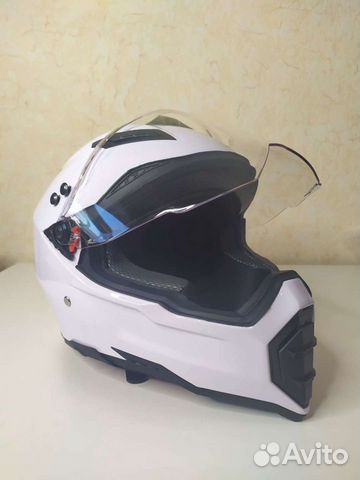 Шлем новый белый