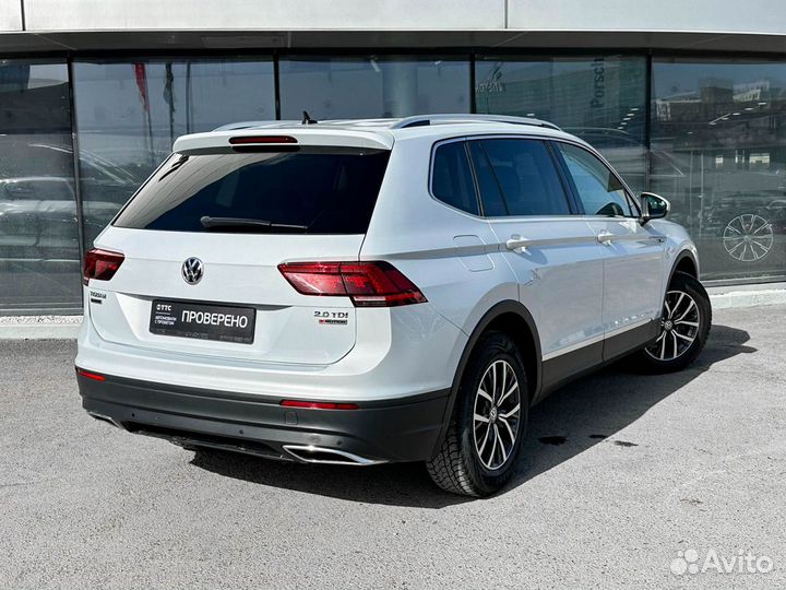 Volkswagen Tiguan 2.0 AMT, 2018, 137 001 км