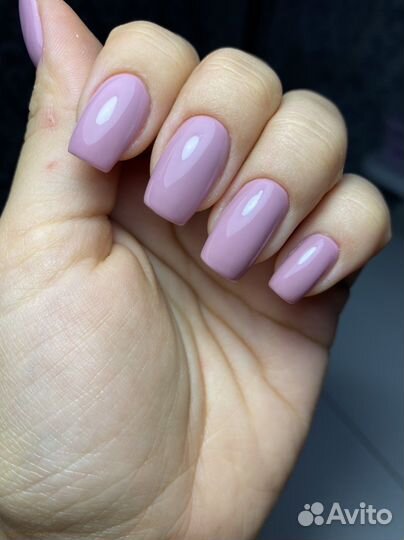 Маникюр с покрытием гель-лаком