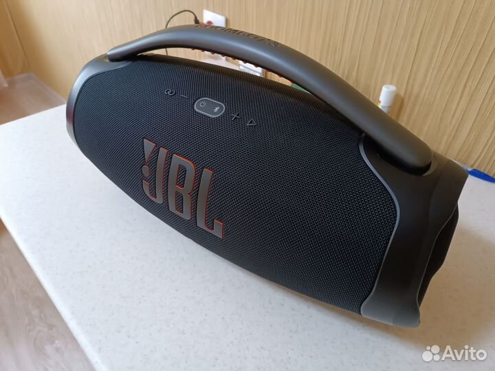 Колонка jbl boombox 3