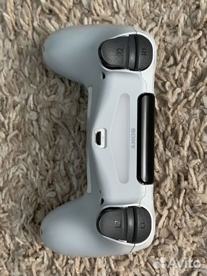 Sony playstation 4 slim