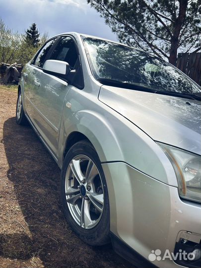 Ford Focus 2.0 МТ, 2006, 262 472 км