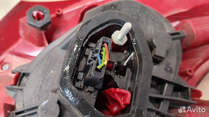 Фонарь (задний) левый Peugeot 208, 2014