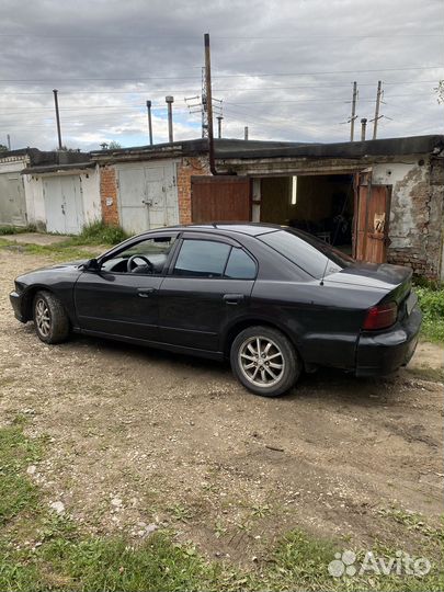 Mitsubishi Galant, 2001