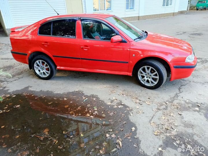 Skoda Octavia 1.6 МТ, 2008, 205 000 км