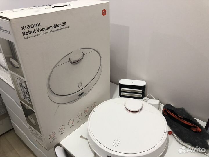 Продаю робот пылесос Xiaomi Robot Vacuum-Mop 2s