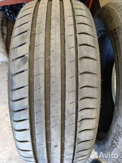 Triangle EffeXSport TH202 235/55 R19 105W