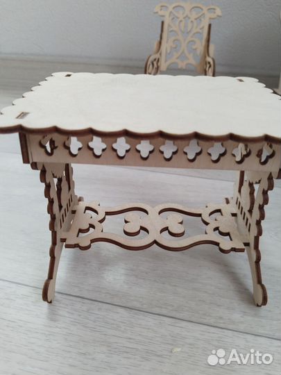 Деревянная мебель для кукол