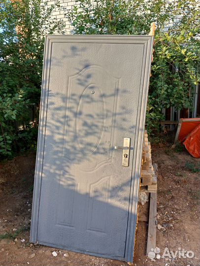 Дверь входная бу
