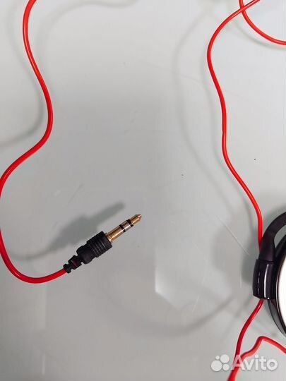 Наушники ferrari