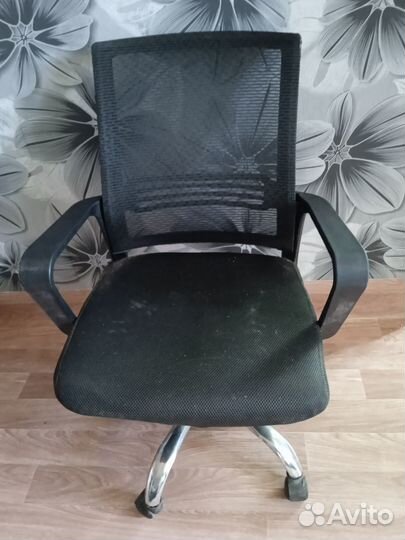 Компьютерное кресло