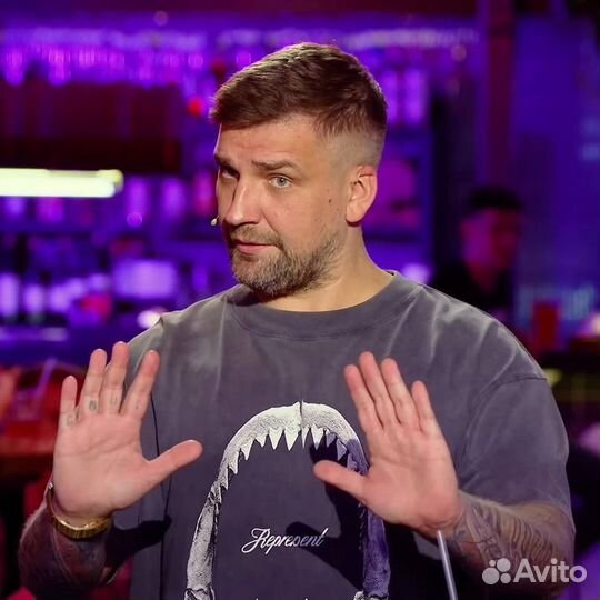 Футболка Represent