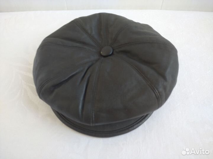 Мужская кожаная кепка