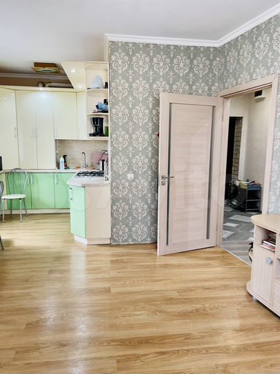 2-к. квартира, 56 м², 2/3 эт.