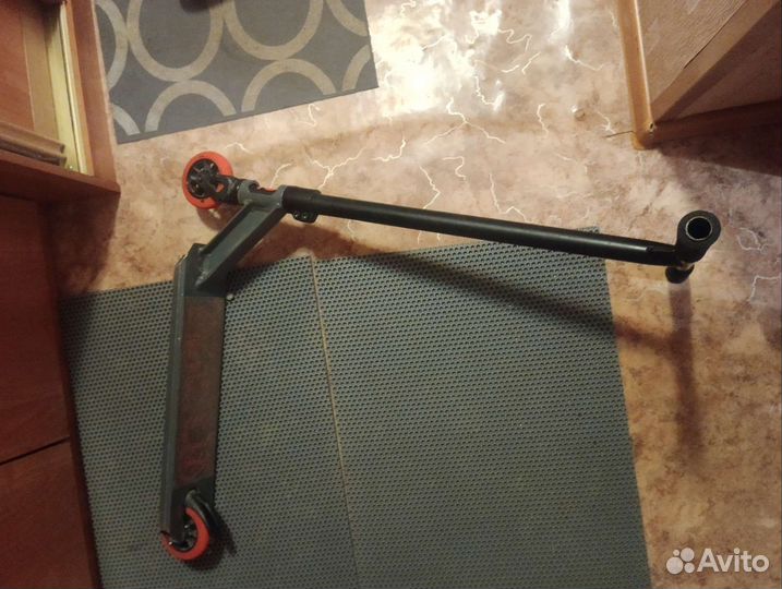 Трюковой самокат