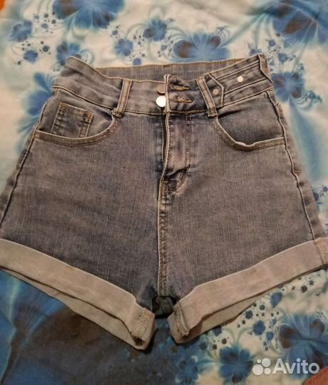 Джинсовые шорты