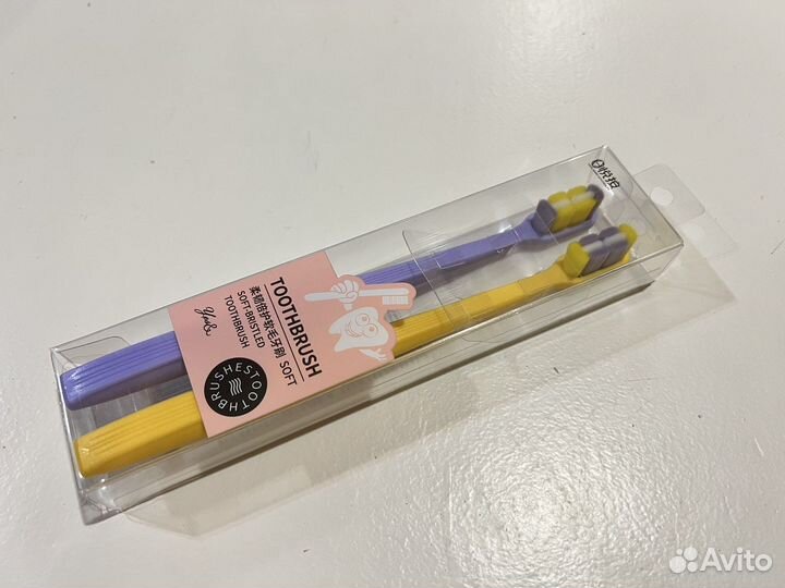 Зубная щетка