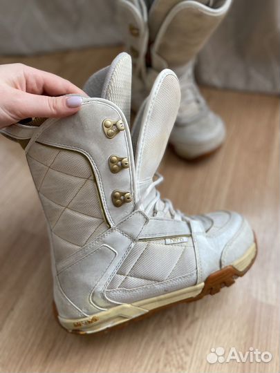Сноубордические ботинки женские 38 размер