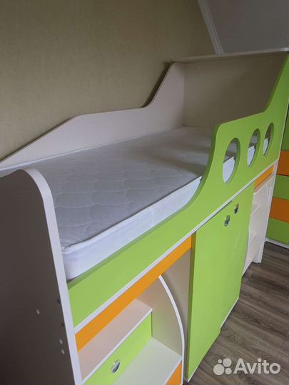 Детская кровать чердак