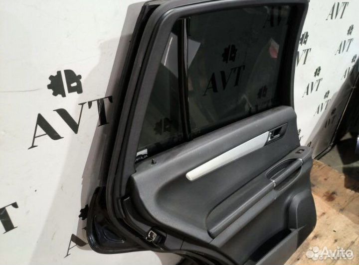 Дверь боковая задняя левая