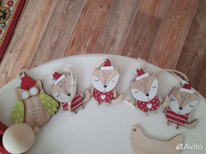 Елочные игрушки.Дерево