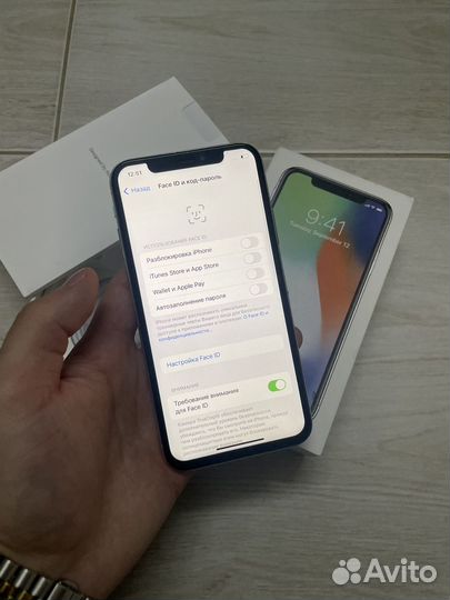 iPhone X, 64 ГБ
