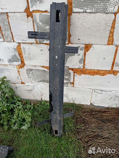 Усилитель бампера задний кия Рио 3