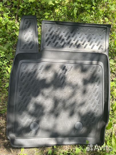 Ковры резиновые Ford Fiesta mk6