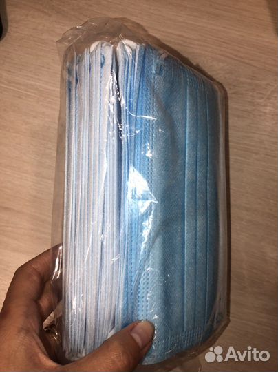 Маски одноразовые