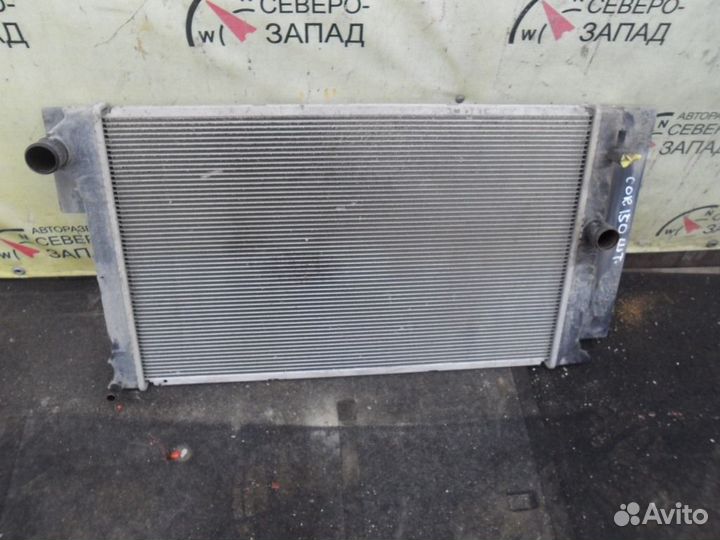 Toyota corolla 150 Радиатор охлаждения 1.4-1.6