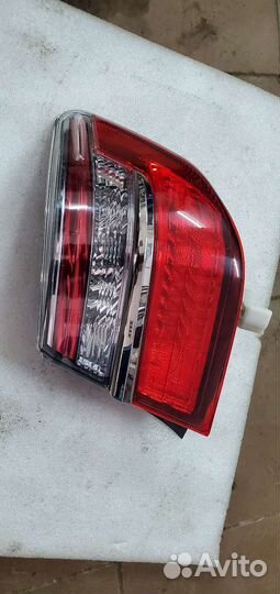 Фонарь задний правый toyota camry 14-18