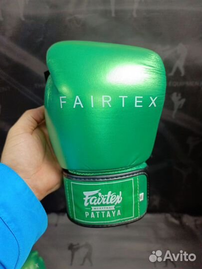 Боксёрские перчатки Fairtex BGV22