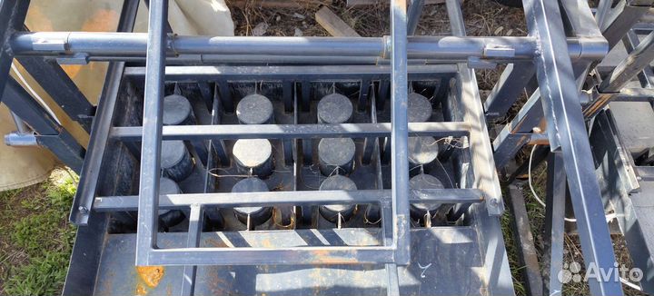 Станок для производства шлакоблоков