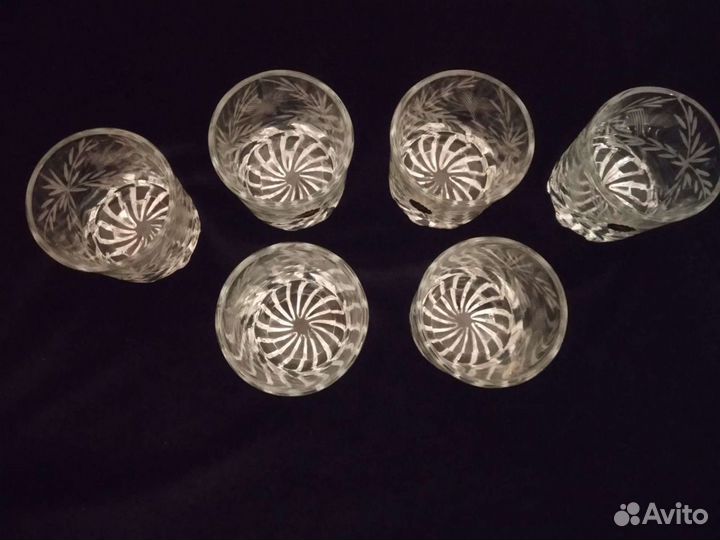 Хрустальные рюмки. Стопки