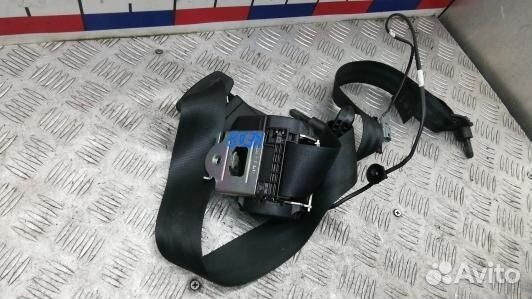 Ремень безопасности с пиропатроном сиденья передне