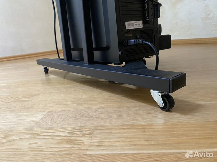 Стойка для Телевизора на колесах