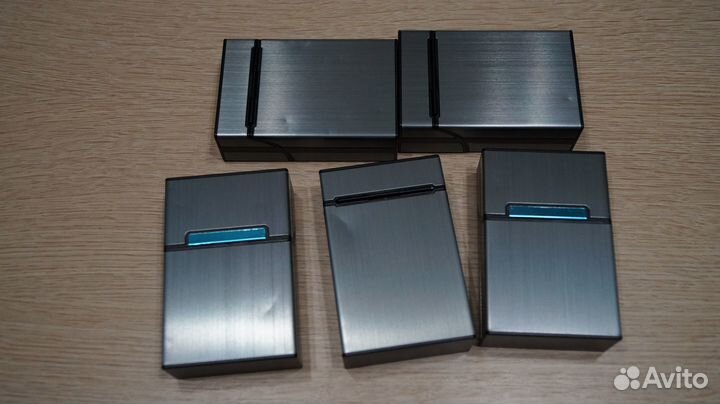 Портсигар. Очень удобный, мелкие повреждения