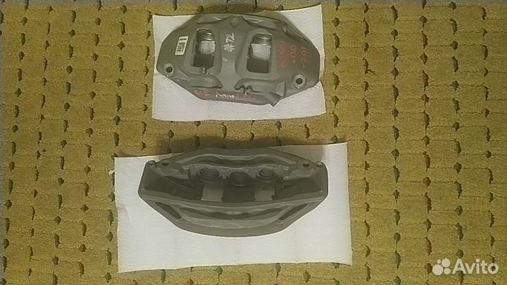 Суппорта перед Akebono VAG 6 pot 355 мм